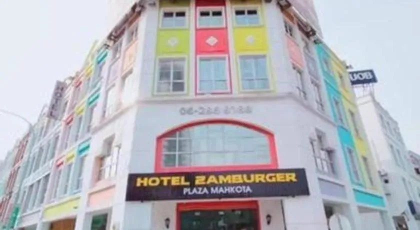 Hotel Zamburger Plaza Mahkota