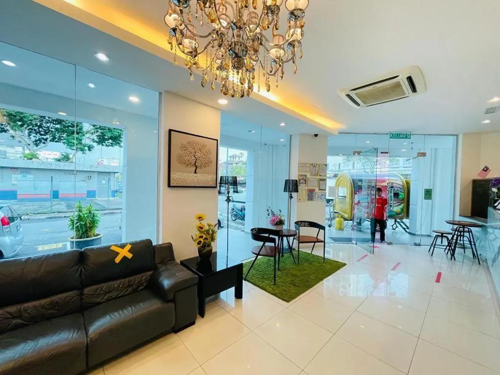 Hotel Zamburger Plaza Mahkota