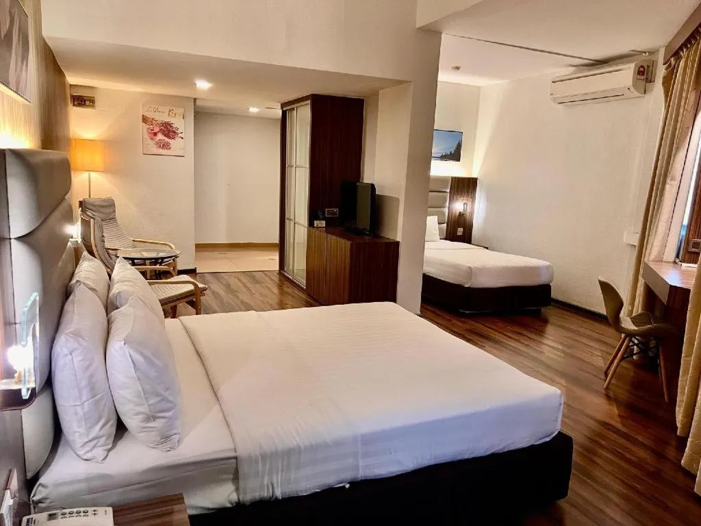 Bed in The Landmark Hotel