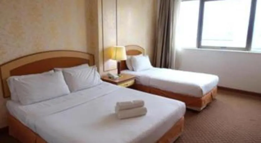 Bed in Pelican Hotel