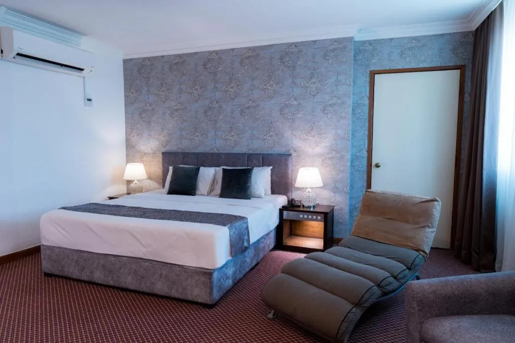 Bed in Pelican Hotel