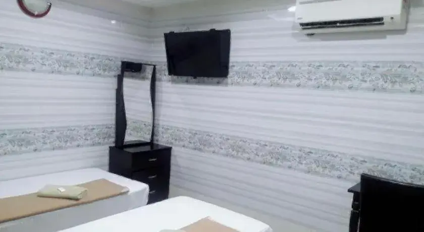 Bed in New Wave Sg Buloh - DD Bed in New Wave Sg Buloh - DD