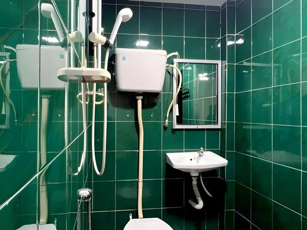 New Wave Hotel Melawati