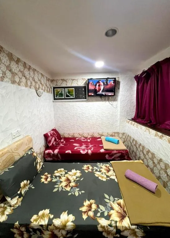 Bed in New Wave Hotel Melawati