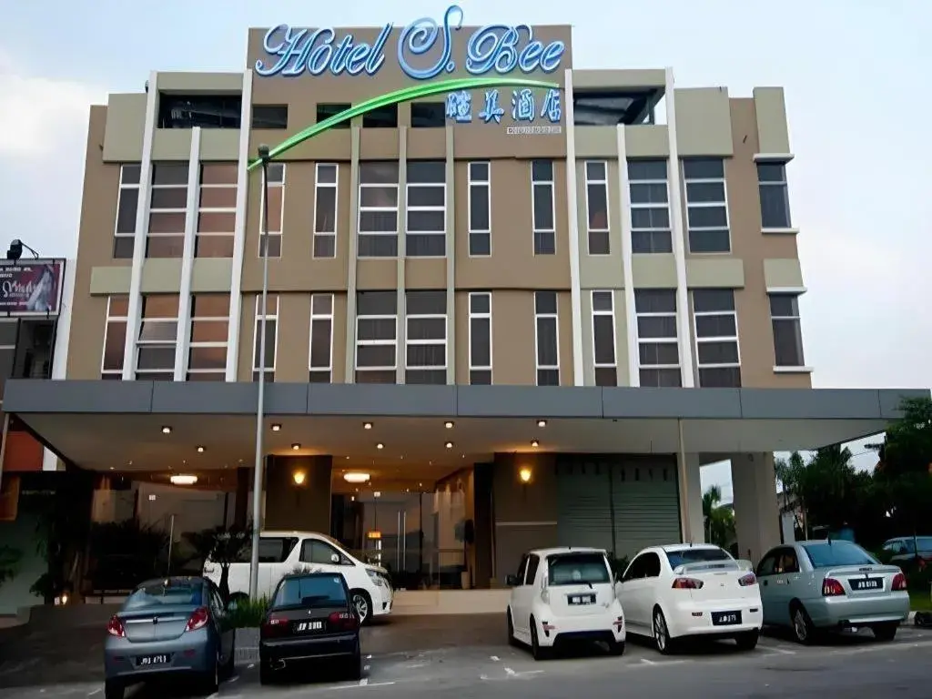 S Bee Hotel S Bee Hotel