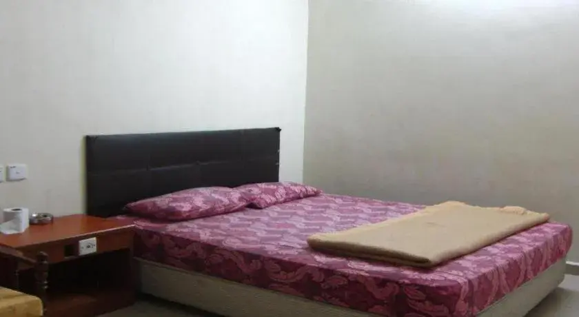 Bed in Skudai Baru Hotel Bed in Skudai Baru Hotel