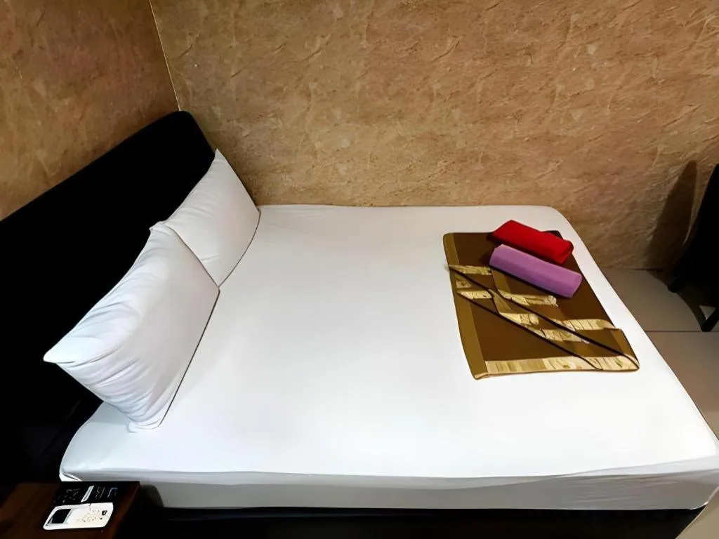 Bed in New Wave Sri Hartamas