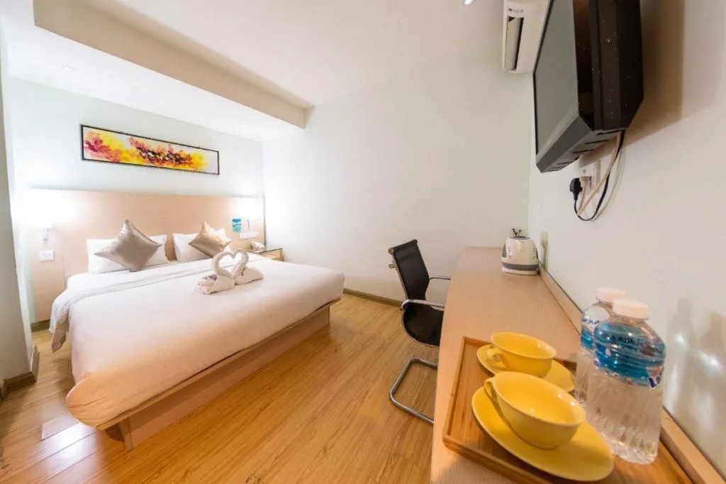 Hotel City Comfort Inn