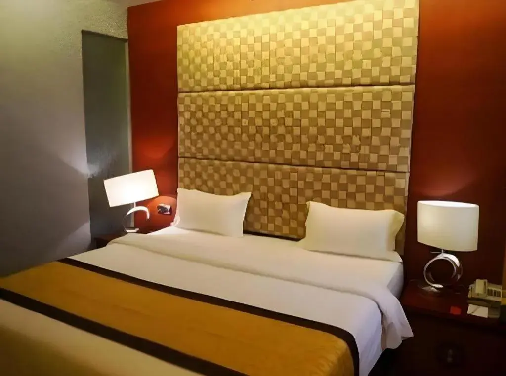 Bed in MB Hotel Bed in MB Hotel