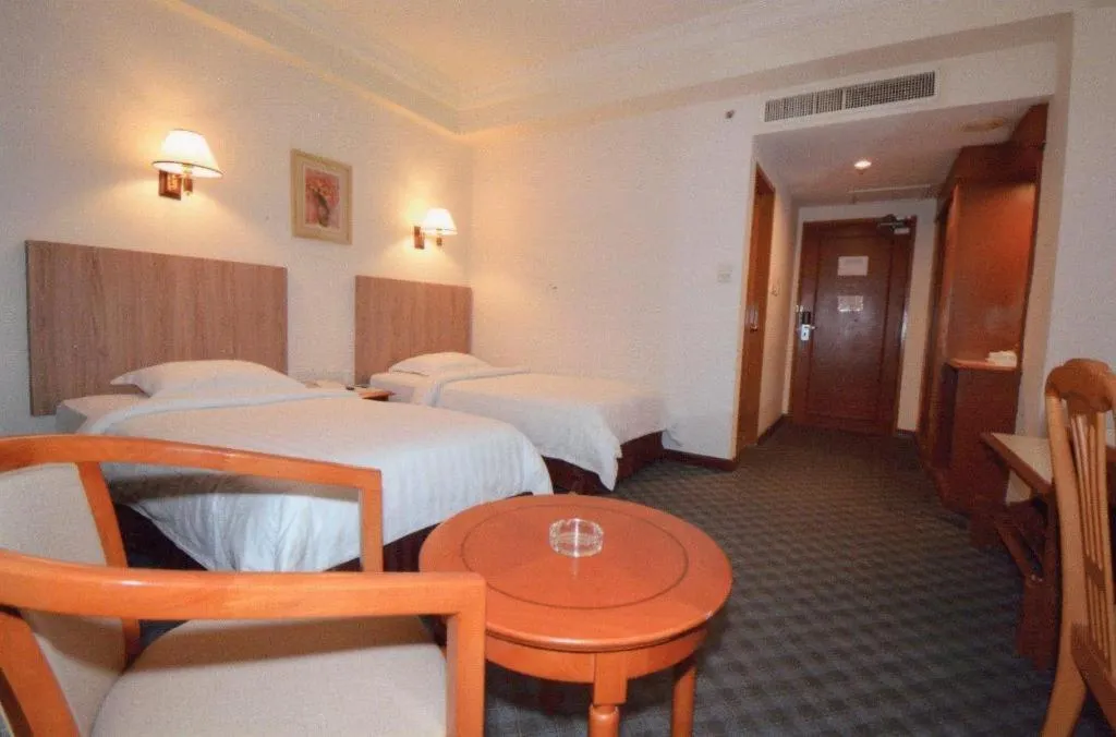 Bed in Seafest Hotel Semporna