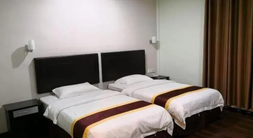 Bed in Han Palace Hotel Semporna Bed in Han Palace Hotel Semporna