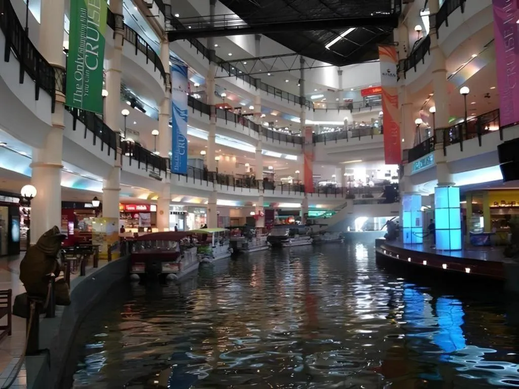 Serdang Business Hotel