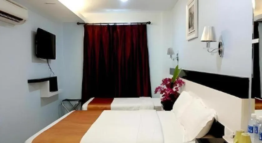 Bed in Hotel Star Moon