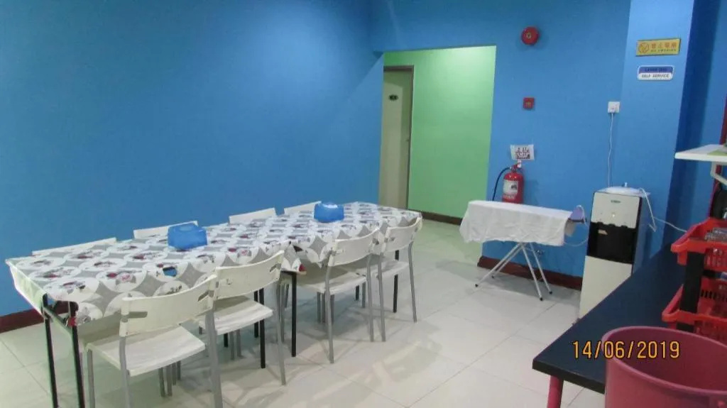 Hotel Zamburger Sungai Besi