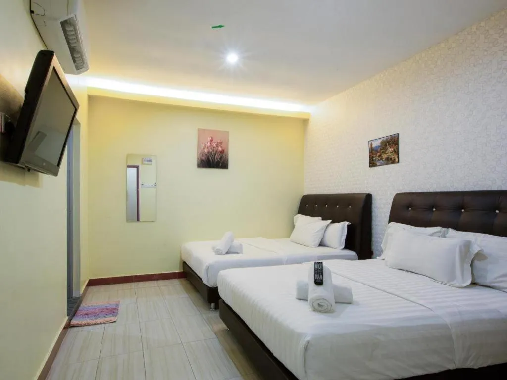 Bed in Hotel Zamburger Sungai Besi