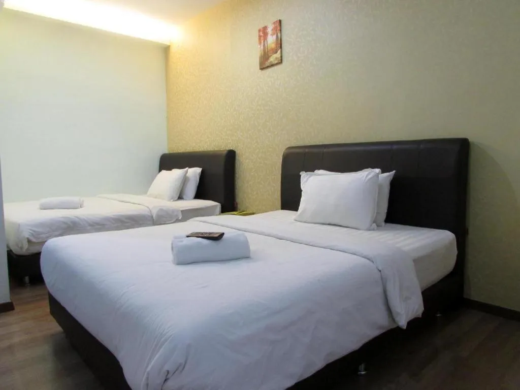 Bed in Hotel Zamburger Sungai Besi