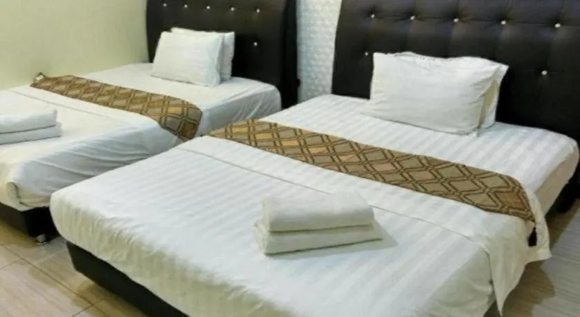 Bed in Hotel Zamburger Sungai Besi