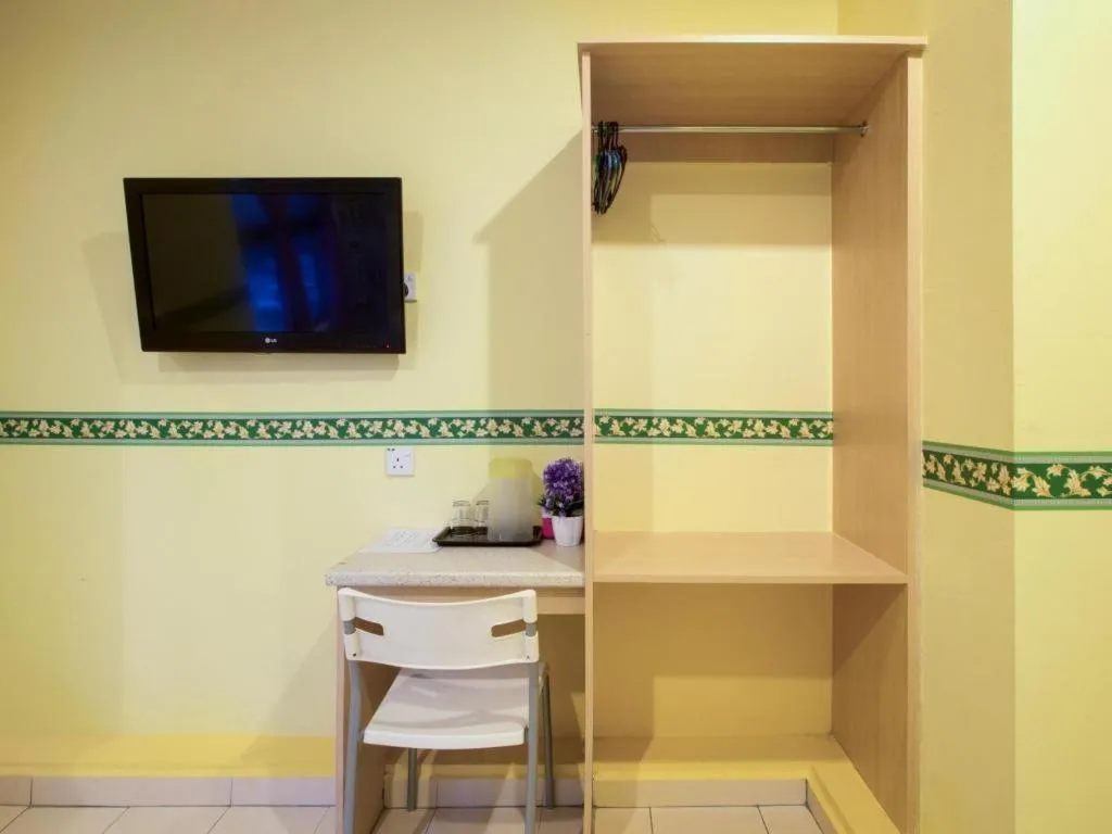 Hotel Zamburger Sungai Besi