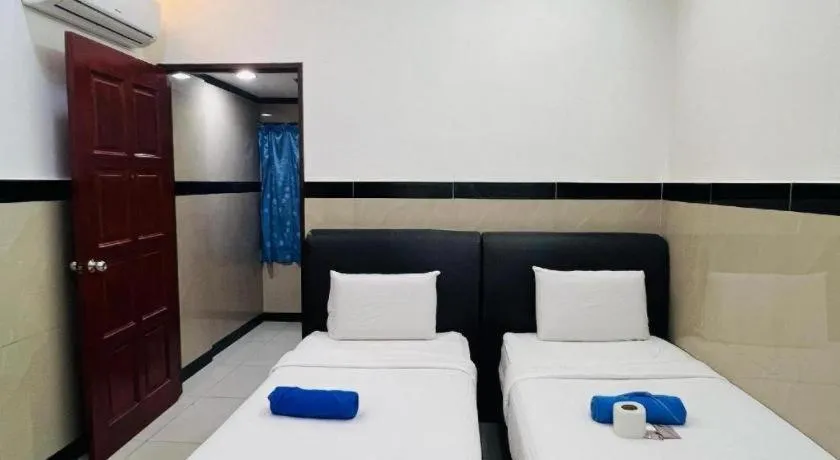 Bed in Burmahtel Hotel