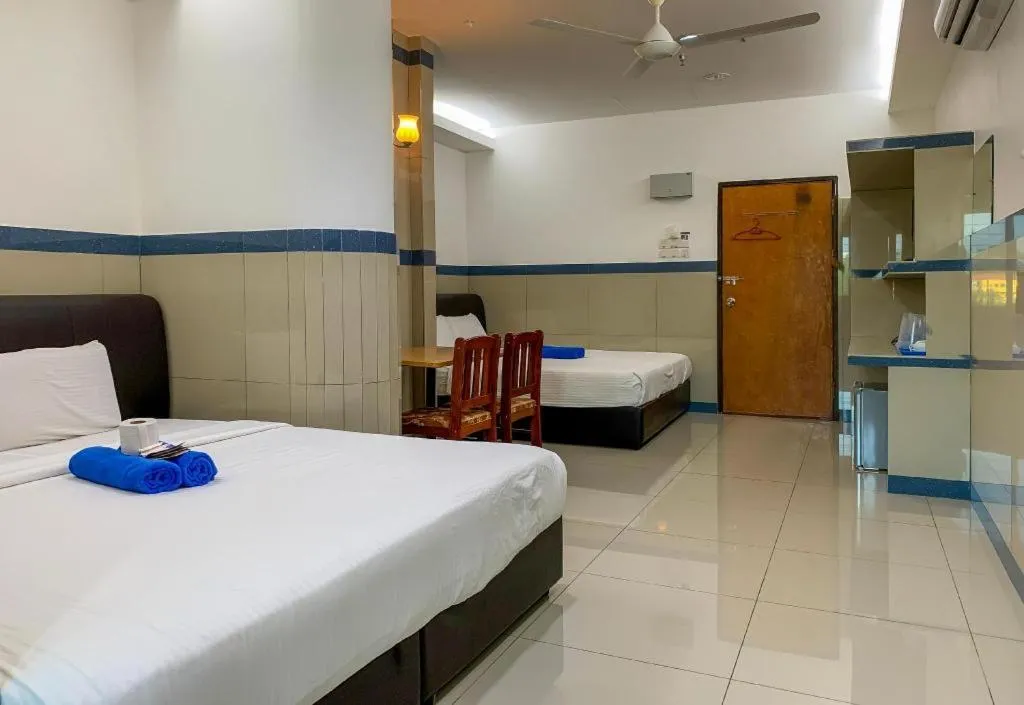 Bed in Burmahtel Hotel