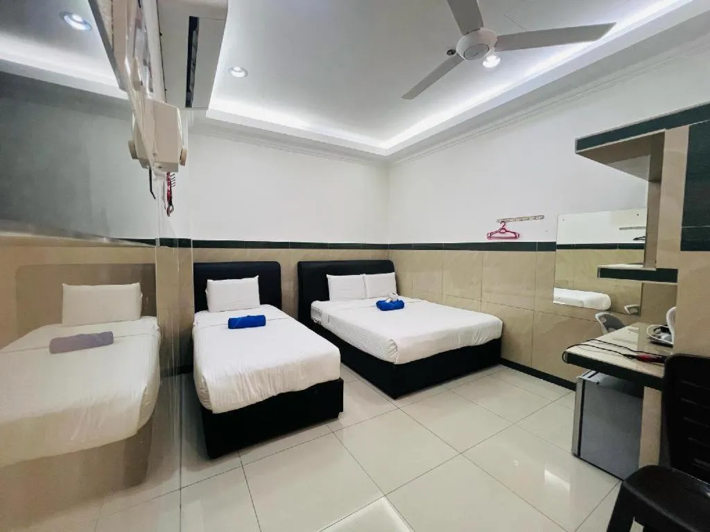 Bed in Burmahtel Hotel