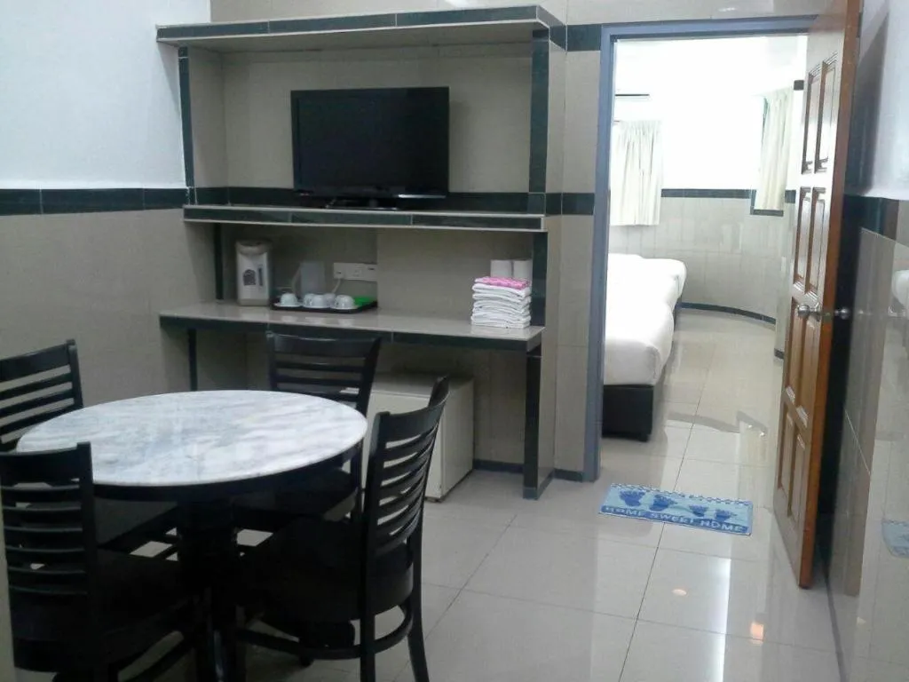 Bed in Burmahtel Hotel