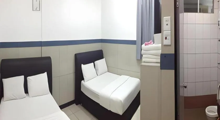 Bed in Burmahtel Hotel