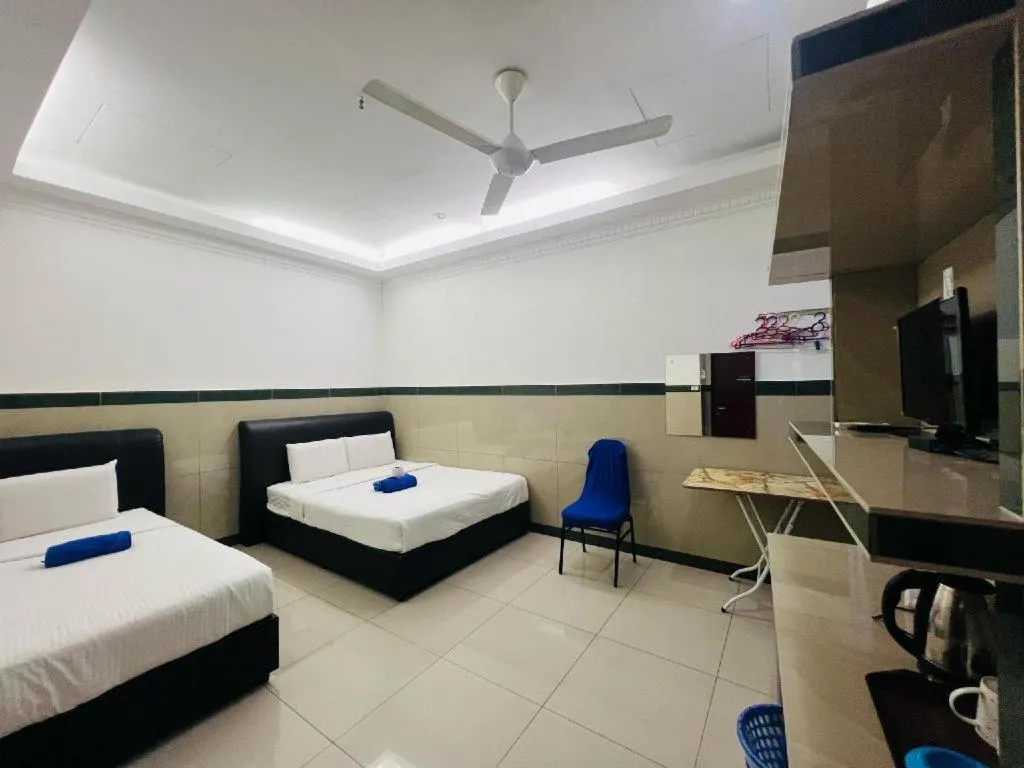 Bed in Burmahtel Hotel