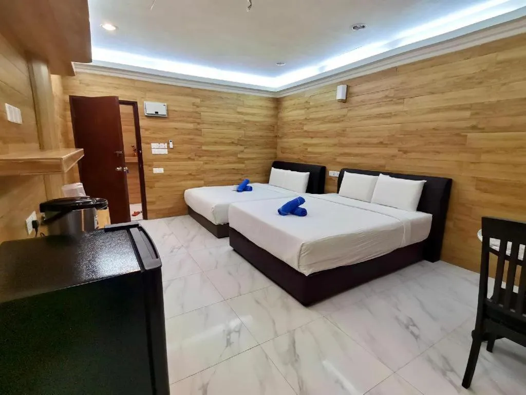 Bed in Burmahtel Hotel