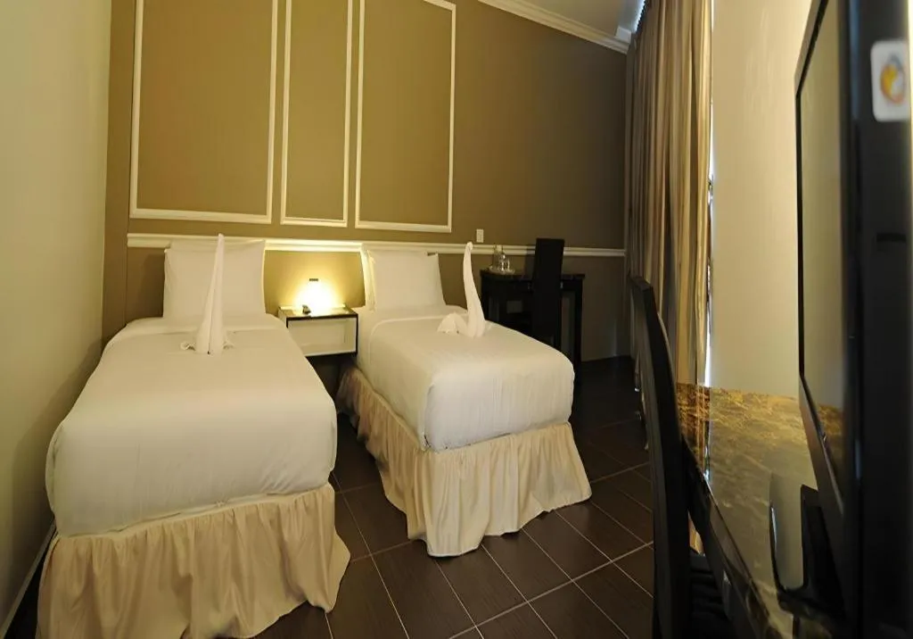 Bed in Luscious Hotel