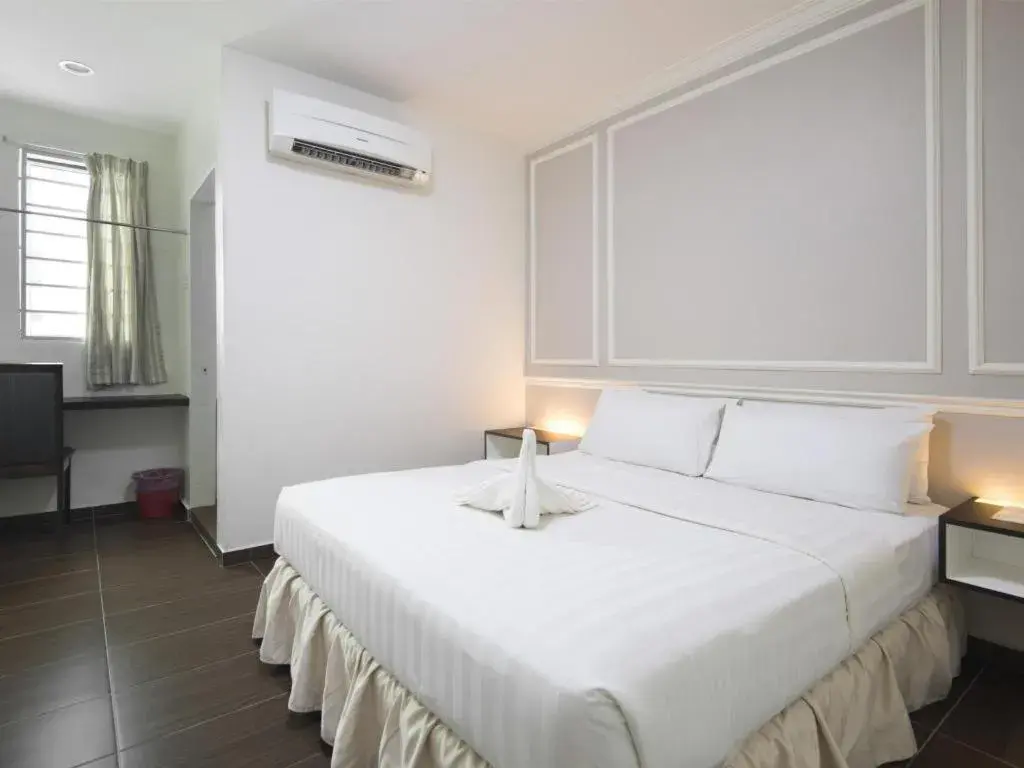 Bed in Luscious Hotel Bed in Luscious Hotel