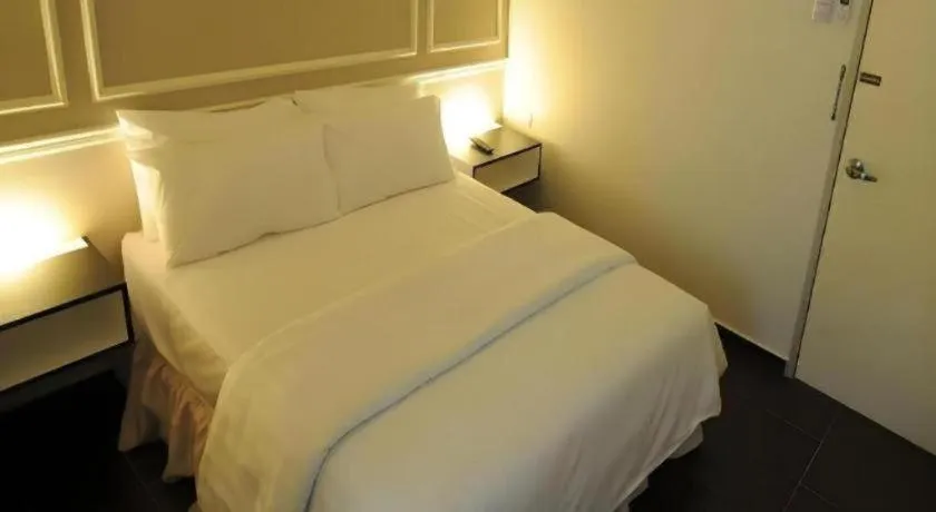 Bed in Luscious Hotel