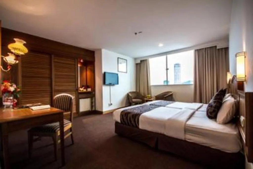 Bed in Hotel Continental Penang