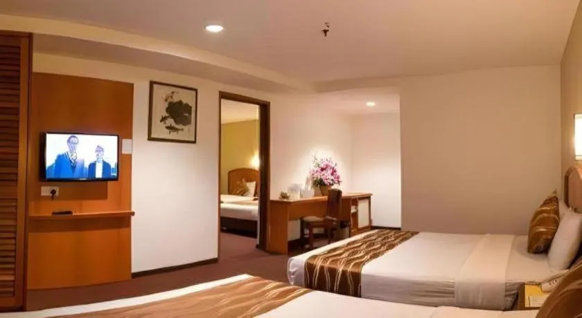 Bed in Hotel Continental Penang