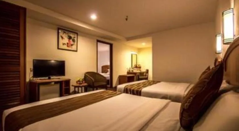 Bed in Hotel Continental Penang