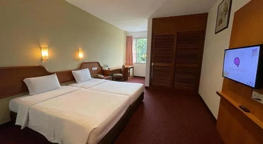 Bed in Hotel Continental Penang