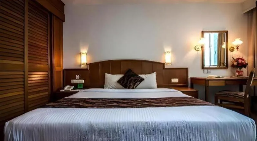 Bed in Hotel Continental Penang