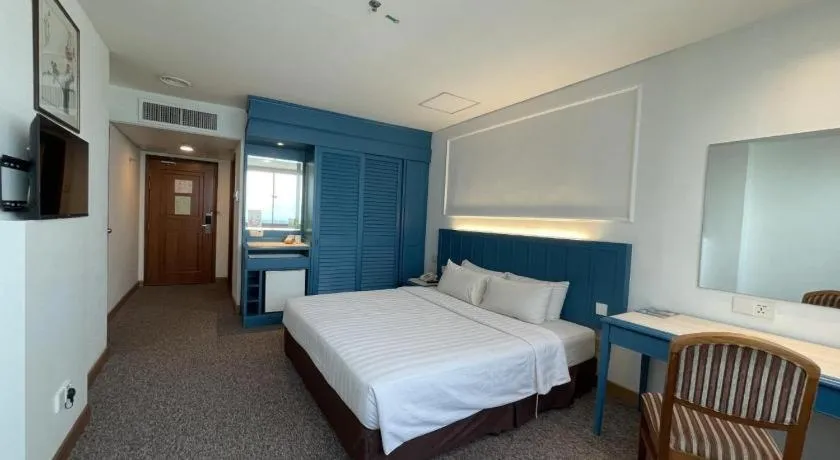 Bed in Hotel Continental Penang