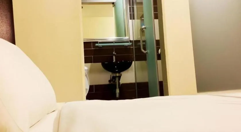 Bed in i-Hotel @ Johor Bahru