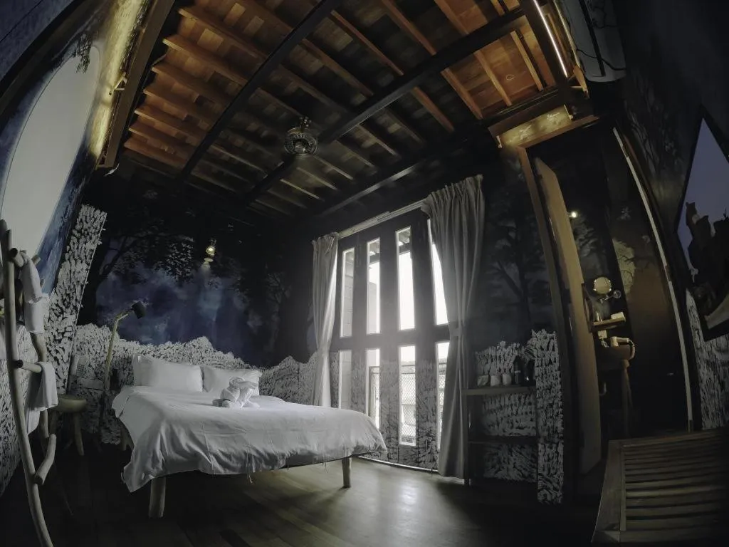 Bed in The Happy 8 Retreat @ Kuala Sepetang