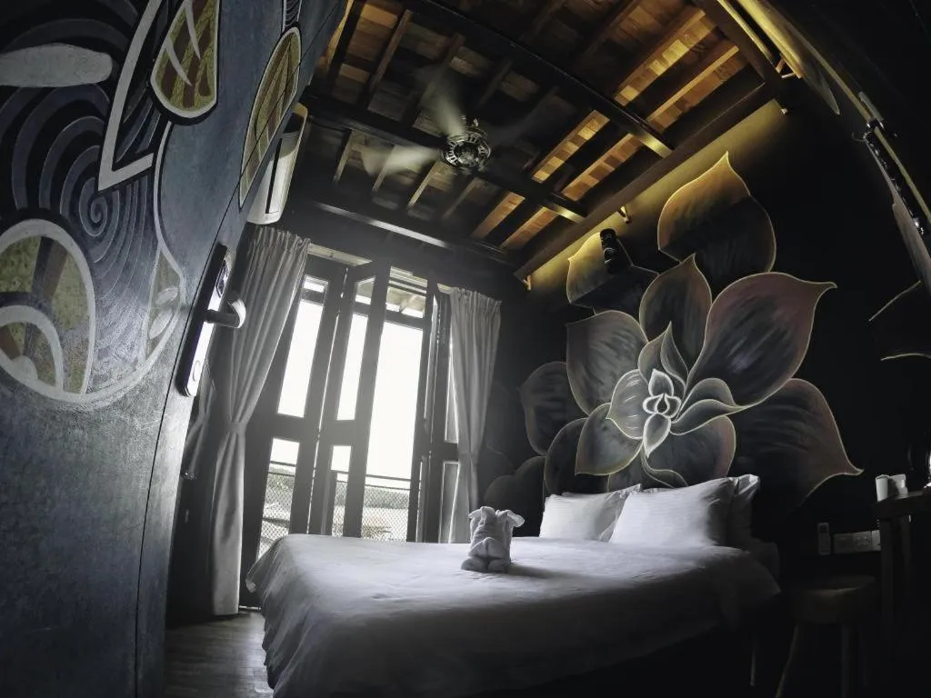 Bed in The Happy 8 Retreat @ Kuala Sepetang