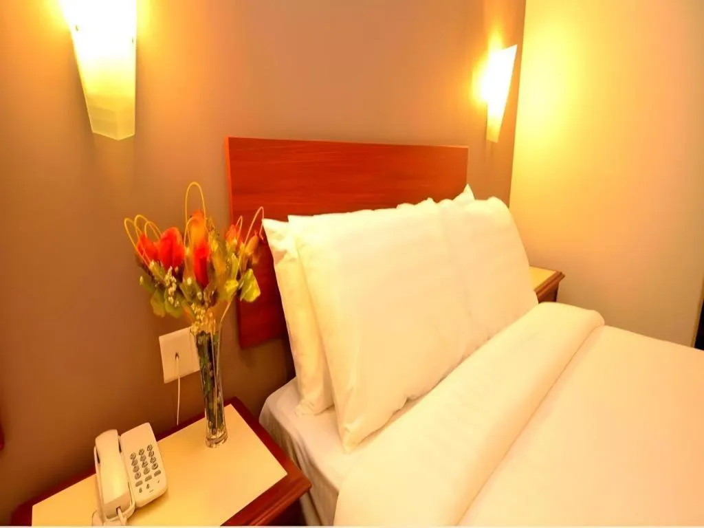 Bed in Hotel Puri 36