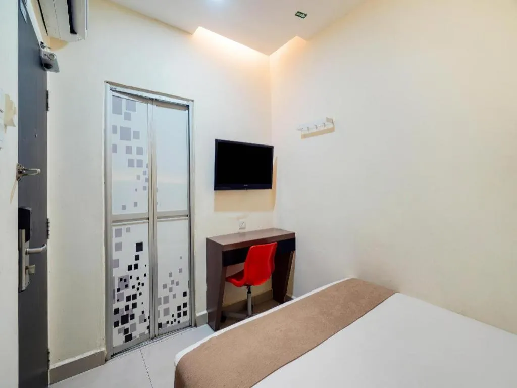 Bed in GM Holiday Hotel Permai Jaya