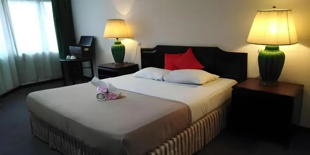 Bed in Hotel Centrepoint (Self Check In After 5PM) Bed in Hotel Centrepoint (Self Check In After 5PM)