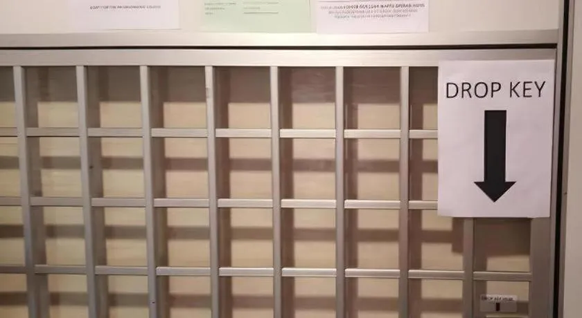 Hotel Centrepoint (Self Check In After 5PM)