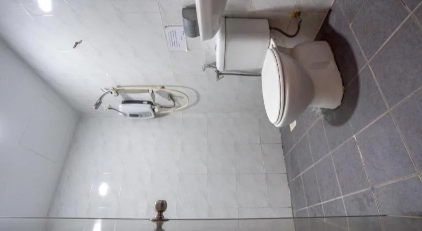 OYO 89895 Senses Budget Hotel