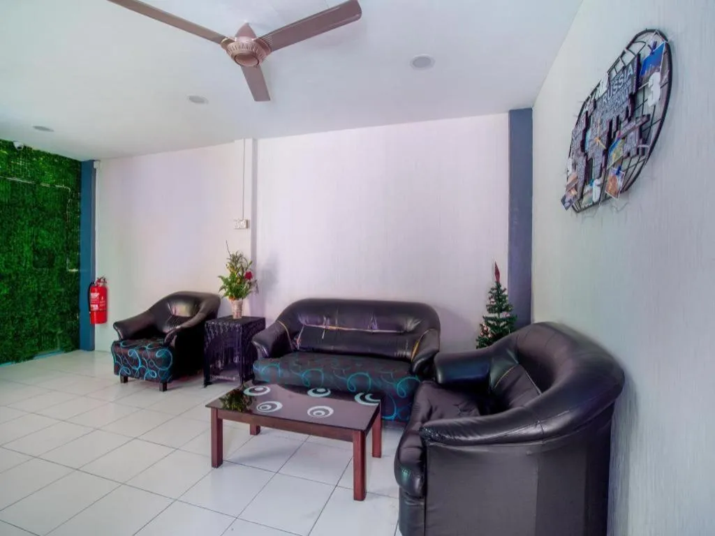 OYO 89895 Senses Budget Hotel