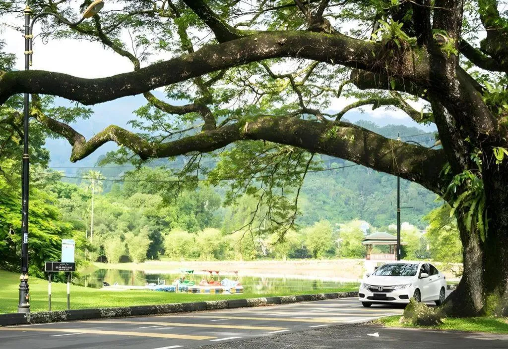 The Regency Hotel Seri Warisan