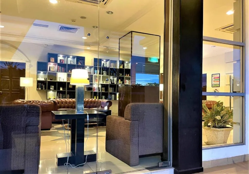 The Regency Hotel Seri Warisan