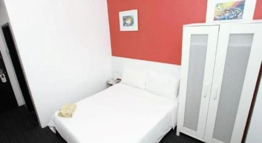 Bed in Capital O Ridel Hotel Kota Bharu